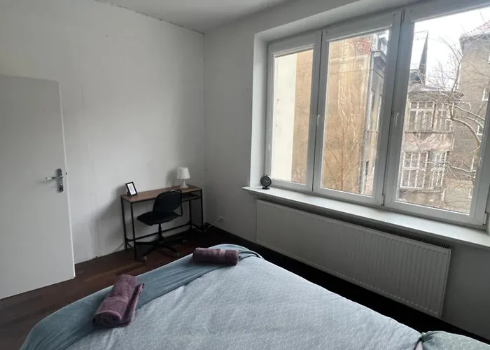 בית אירוח Wide And Bright In