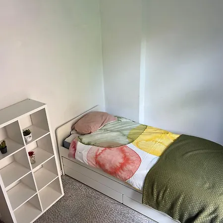 Quarto em Acomodações Particulares Wide And Bright In